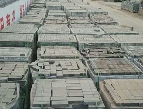 点击查看详细信息<br>标题：青砖　 阅读次数：1369