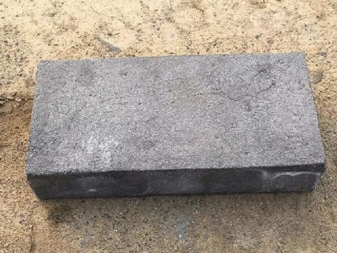 点击查看详细信息<br>标题：青砖 阅读次数：960