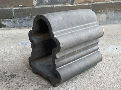 点击查看详细信息<br>标题：正脊 阅读次数：1822